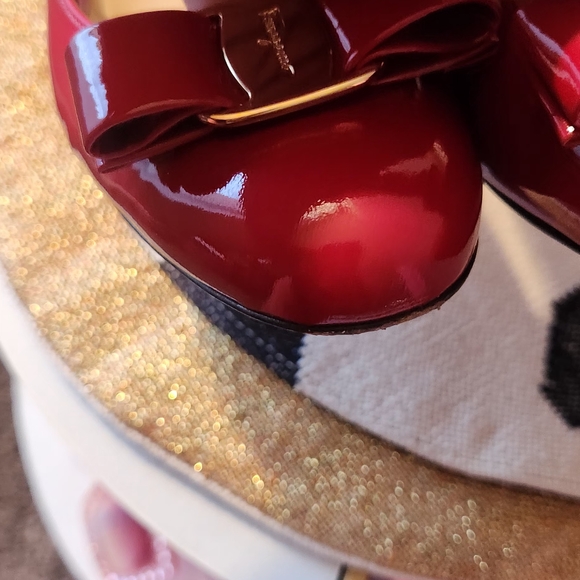 Salvatore Ferragamo Red Patent Leather Ballet Flats - Picture 9 of 11